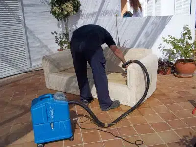 Limpieza de sofas en Málaga por Limpieza Málaga